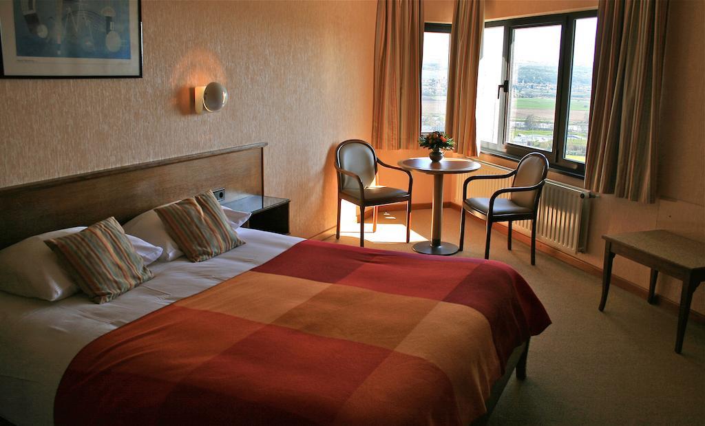 Hotel Des Vignes Restaurant Du Pressoir Remich Pokoj fotografie